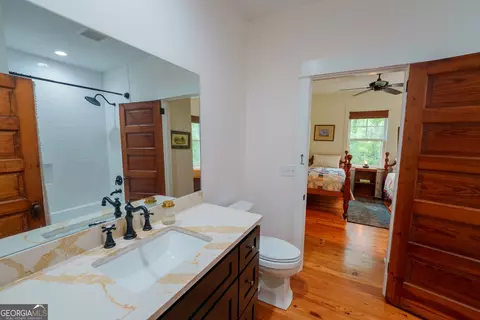 Bath - 331 Bluff Rd S, White Oak, GA 31568 photo 5 of 5