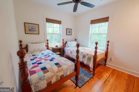 Bedroom - 331 Bluff Rd S, White Oak, GA 31568 photo 4 of 8