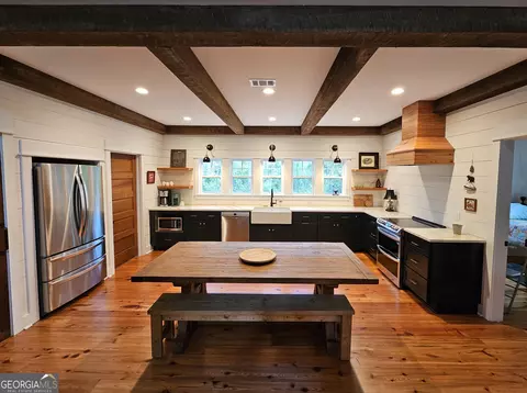 Kitchen - 331 Bluff Rd S, White Oak, GA 31568 photo 12 of 13