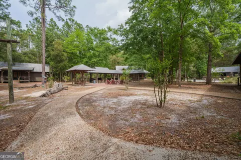 Exterior - 331 Bluff Rd S, White Oak, GA 31568 photo 8 of 36
