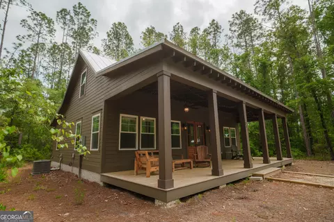Exterior - 331 Bluff Rd S, White Oak, GA 31568 photo 6 of 36