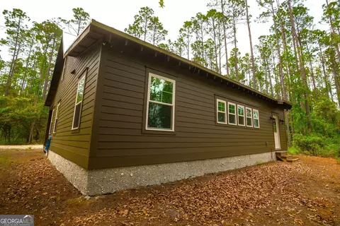 Exterior - 331 Bluff Rd S, White Oak, GA 31568 photo 11 of 36