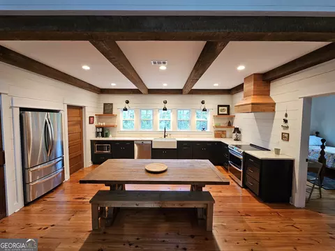 Kitchen - 331 Bluff Rd S, White Oak, GA 31568 photo 8 of 13
