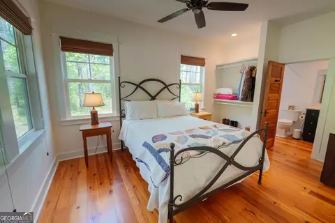Bedroom - 331 Bluff Rd S, White Oak, GA 31568 photo 1 of 8