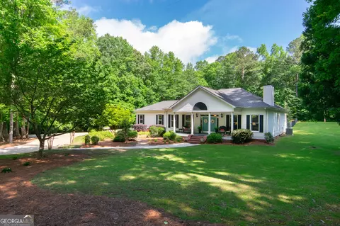 20 Longwood Ln, Newnan, GA 30263