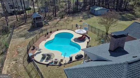 Exterior - 809 Mcbean Ct, Mcdonough, GA 30252 photo 10 of 11