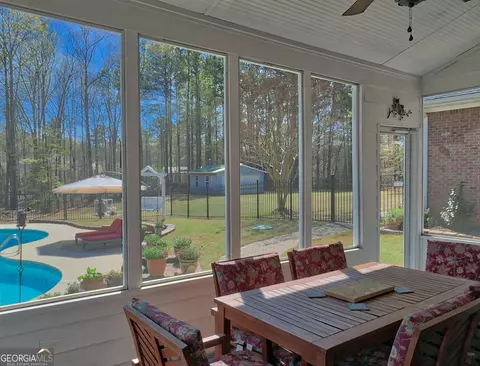 Exterior - 809 Mcbean Ct, Mcdonough, GA 30252 photo 4 of 11