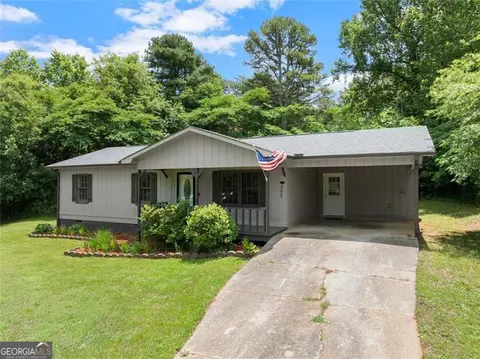262 Red Fox Hollow Rd, Cornelia, GA 30531