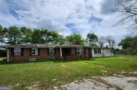 1705 Clifton, Camden, AL 36726
