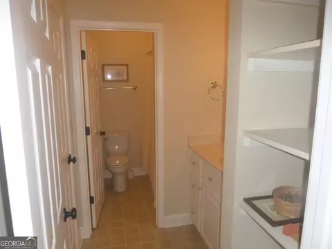 Bath - 115 Silverette Cir, Lagrange, GA 30240 photo 2 of 4