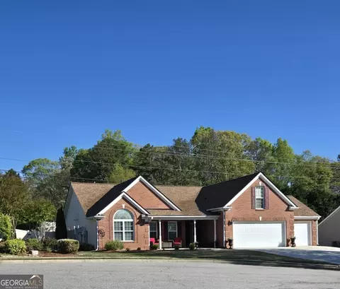 1382 Fountain Lakes Dr, Lawrenceville, GA 30043