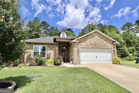 121 Gwendolyn Ave, Perry, GA 31069