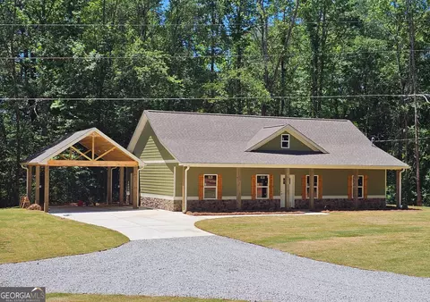 518 Paynes Lake Rd, Carrollton, GA 30116