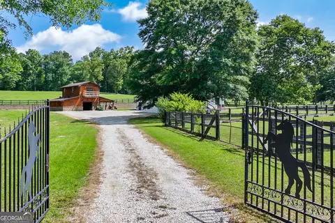 1780 Penn Camp Rd, Douglasville, GA 30134