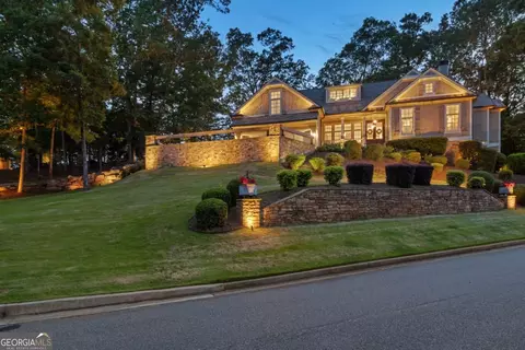 710 Night Fire Dr, Dawsonville, GA 30534