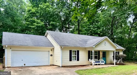 215 S Stewart Ln, Griffin, GA 30224