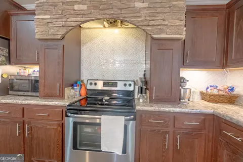 Kitchen - 3251 Harrell Rd, Whigham, GA 39897 photo 1 of 6