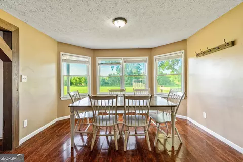 Dining - 68 Riveree Rd, Brooks, GA 30205 photo 2 of 2