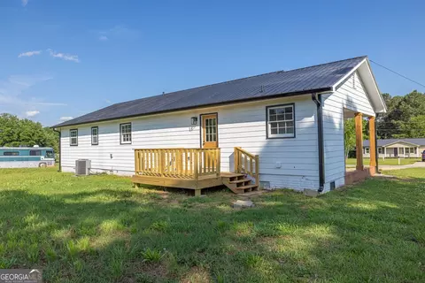 Exterior - 716 Phillips Dr, Monroe, GA 30656 photo 3 of 8