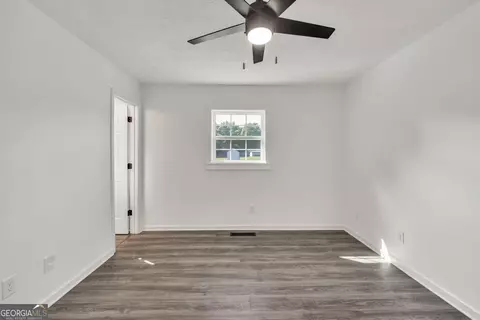 Bedroom - 716 Phillips Dr, Monroe, GA 30656 photo 5 of 6