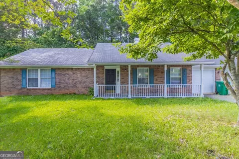 5614 Regency Forest Ct, Lithonia, GA 30038