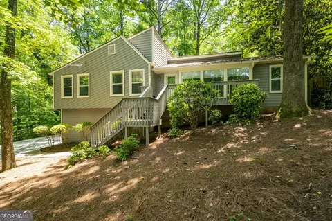 148 Bramble Oak Dr, Woodstock, GA 30188