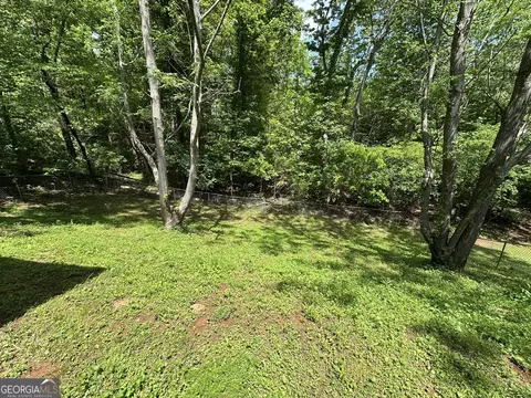 Exterior - 299 Oakwood Ln, Toccoa, GA 30577 photo 6 of 13