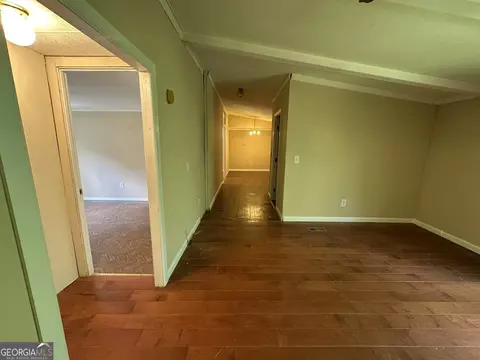 Entry Way - 299 Oakwood Ln, Toccoa, GA 30577 photo 1 of 1