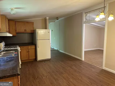 Kitchen - 299 Oakwood Ln, Toccoa, GA 30577 photo 2 of 2