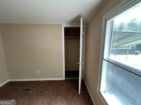 Bedroom - 299 Oakwood Ln, Toccoa, GA 30577 photo 5 of 6
