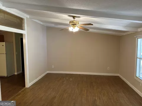 Living - 299 Oakwood Ln, Toccoa, GA 30577 photo 1 of 6