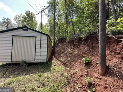 Exterior - 299 Oakwood Ln, Toccoa, GA 30577 photo 8 of 13