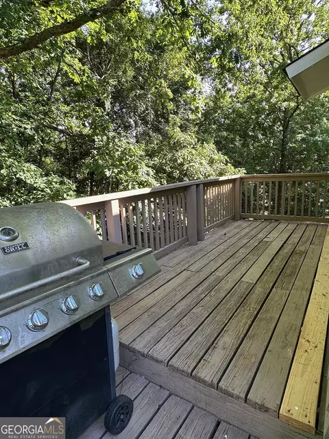 Exterior - 117 Regency Ct, Macon, GA 31211 photo 2 of 6