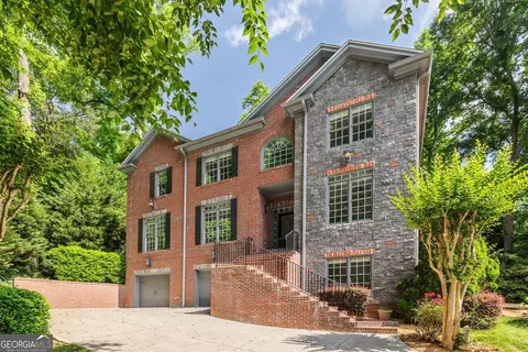 576 Cliftwood Ct, Sandy Springs, GA 30328