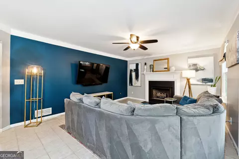 4031 E Meadow Dr, Duluth, GA 30096 photo 8
