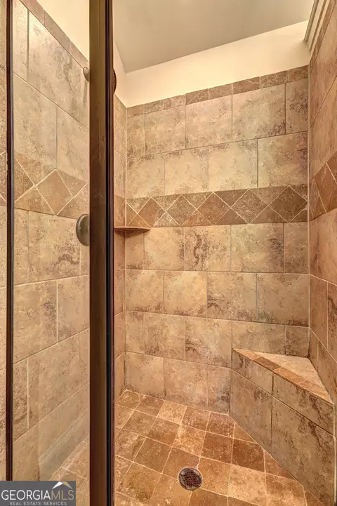Bath - 2360 Braunsroth Ln, Hampton, GA 30228 photo 2 of 4