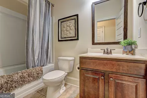 Bath - 2360 Braunsroth Ln, Hampton, GA 30228 photo 3 of 4