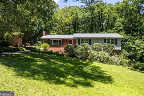 3015 Clairmont Ave, Macon, GA 31204
