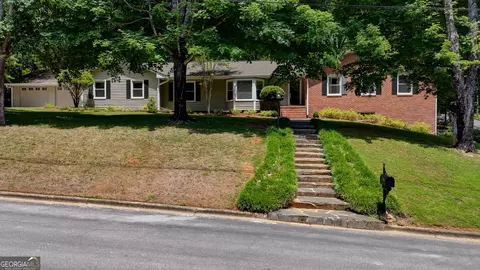 5 Hillcroft Dr NE, Rome, GA 30161