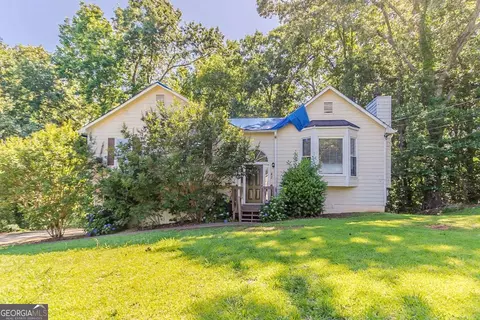 42 Breckenridge Dr, Powder Springs, GA 30127