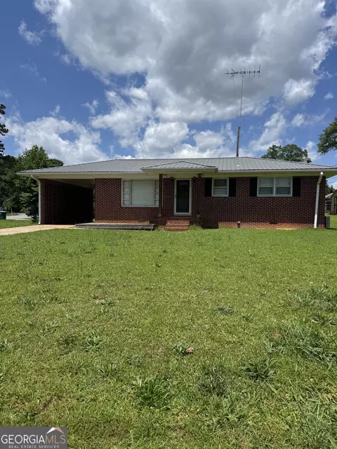 236 Andrew Jackson St, Commerce, GA 30529
