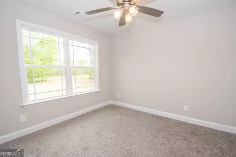 Bedroom - 628 Grove St, Barnesville, GA 30204 photo 5 of 7