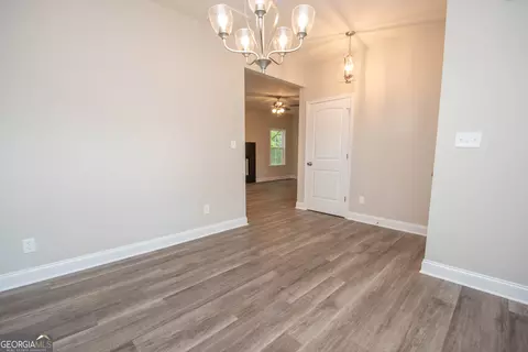 Dining - 628 Grove St, Barnesville, GA 30204 photo 1 of 1