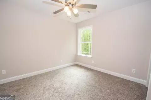 Bedroom - 628 Grove St, Barnesville, GA 30204 photo 4 of 7