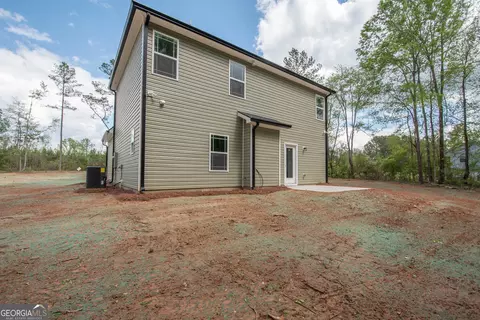 Exterior - 628 Grove St, Barnesville, GA 30204 photo 2 of 2