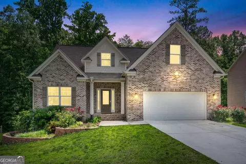 350 Paces Dr, Lithia Springs, GA 30122