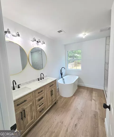 681 Burtons Cv, Hampton, GA 30228 photo 11