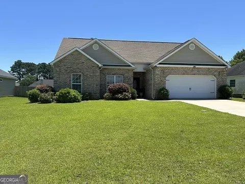 109 Berkley Cir, Warner Robins, GA 31093