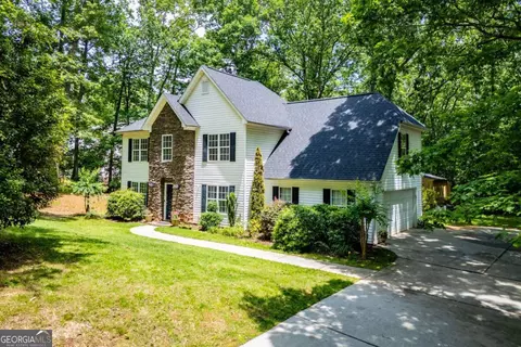 97 Coral Dr, Whitesburg, GA 30185