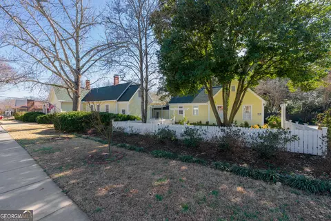 132 E College St, Griffin, GA 30224